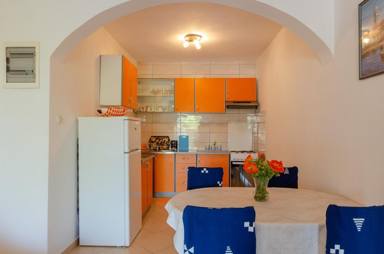 Apartmani Juraj Zavalatica Exterior foto