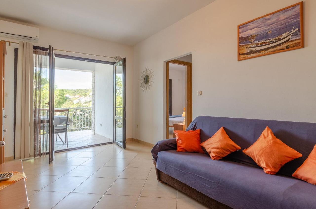 Apartmani Juraj Zavalatica Exterior foto